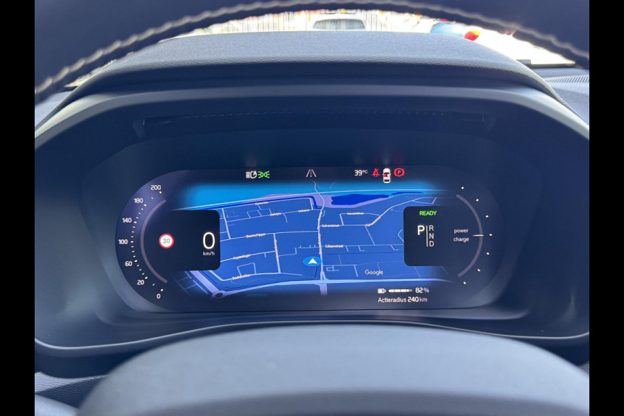 Volvo XC40 Recharge P8 AWD R-Design NL-AUTO | PANODAK | 360 GR CAMERA | SOH 90,4%