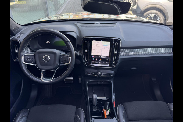Volvo XC40 Recharge P8 AWD R-Design NL-AUTO | PANODAK | 360 GR CAMERA | SOH 90,4%