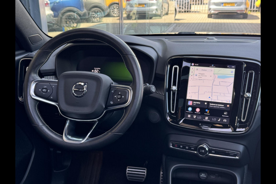 Volvo XC40 Recharge P8 AWD R-Design NL-AUTO | PANODAK | 360 GR CAMERA | SOH 90,4%