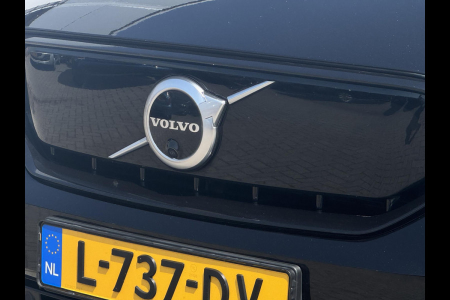 Volvo XC40 Recharge P8 AWD R-Design NL-AUTO | PANODAK | 360 GR CAMERA | SOH 90,4%