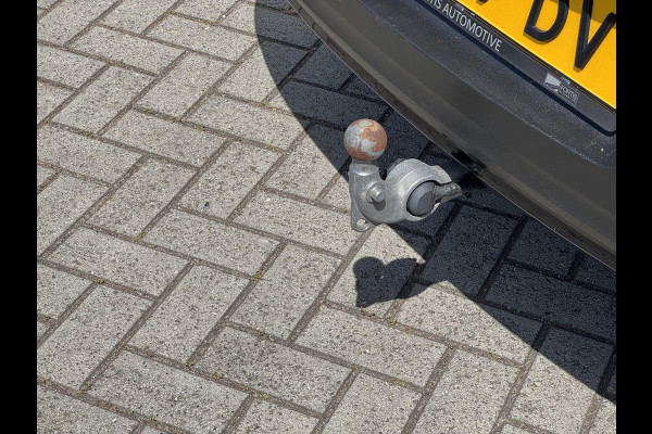 Volvo XC40 Recharge P8 AWD R-Design NL-AUTO | PANODAK | 360 GR CAMERA | SOH 90,4%