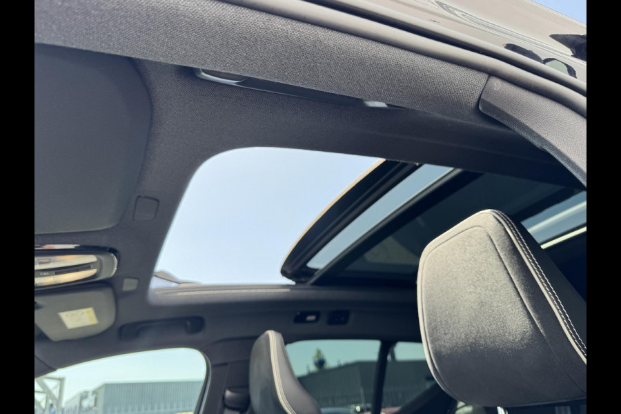 Volvo XC40 Recharge P8 AWD R-Design NL-AUTO | PANODAK | 360 GR CAMERA | SOH 90,4%