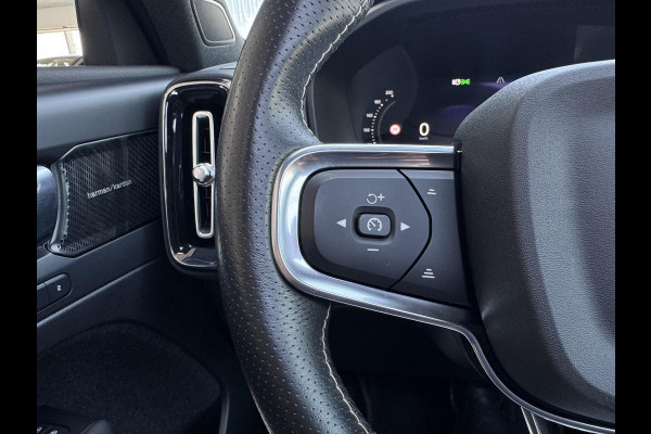 Volvo XC40 Recharge P8 AWD R-Design NL-AUTO | PANODAK | 360 GR CAMERA | SOH 90,4%