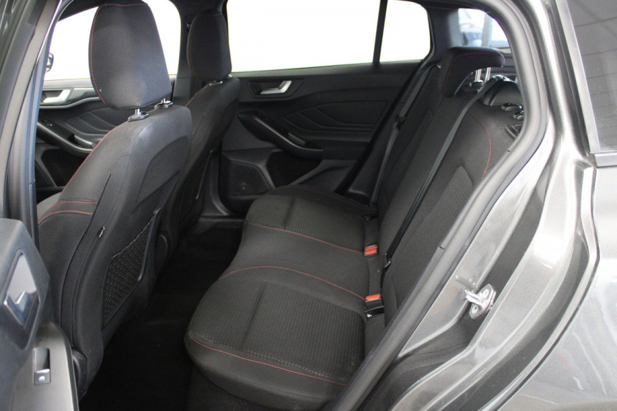 Ford FOCUS Wagon 1.0 EcoBoost Hybrid ST Line