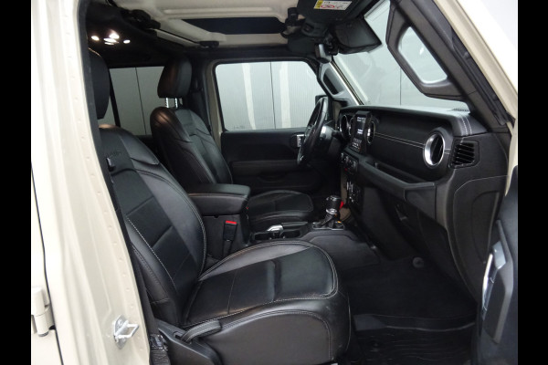 Jeep GLADIATOR 3.0 V6 OVERLAND * GRIJS KENTEKEN en/of 5 ZITPLAATSEN !!