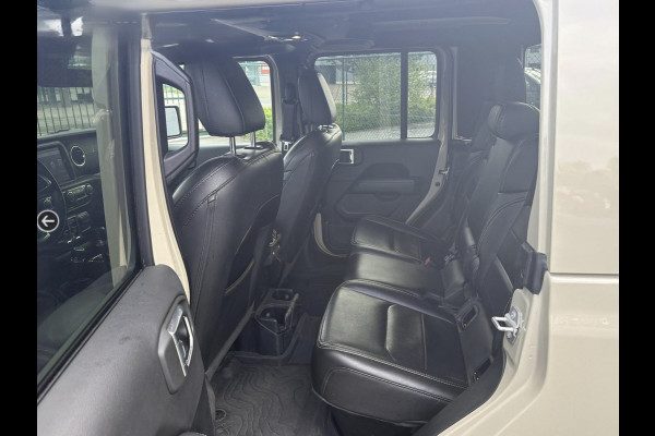 Jeep GLADIATOR 3.0 V6 OVERLAND * GRIJS KENTEKEN en/of 5 ZITPLAATSEN !!