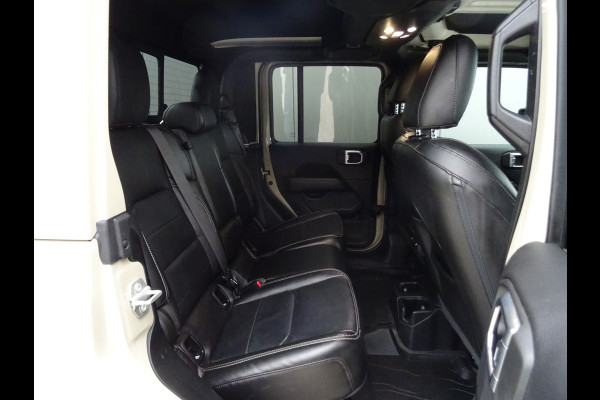 Jeep GLADIATOR 3.0 V6 OVERLAND * GRIJS KENTEKEN en/of 5 ZITPLAATSEN !!
