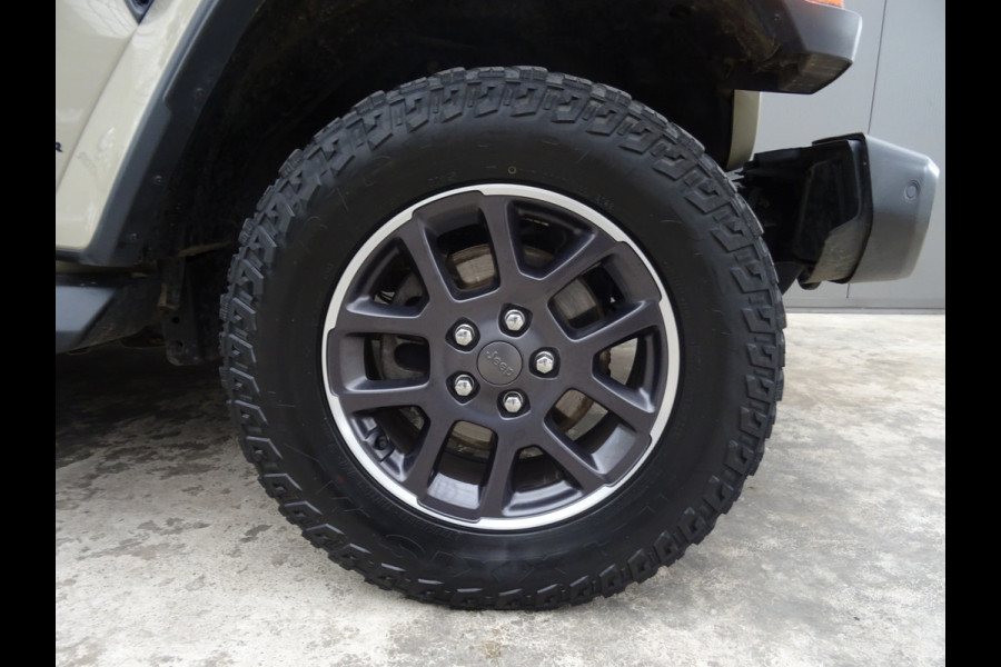 Jeep GLADIATOR 3.0 V6 OVERLAND * GRIJS KENTEKEN en/of 5 ZITPLAATSEN !!