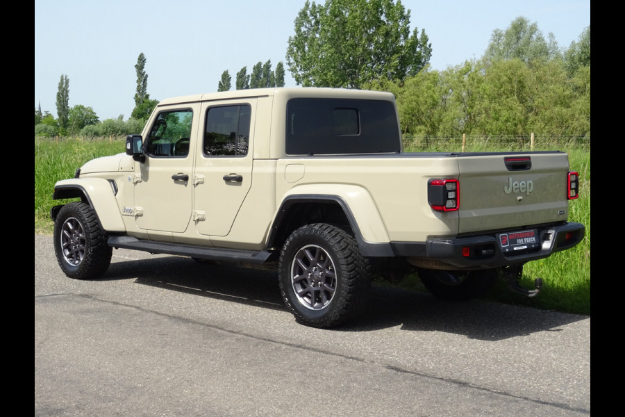 Jeep GLADIATOR 3.0 V6 OVERLAND * GRIJS KENTEKEN en/of 5 ZITPLAATSEN !!