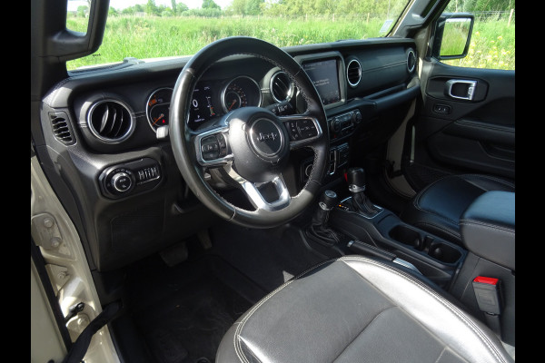 Jeep GLADIATOR 3.0 V6 OVERLAND * GRIJS KENTEKEN en/of 5 ZITPLAATSEN !!