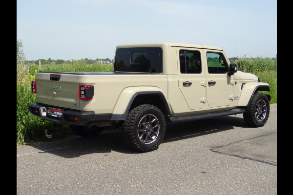 Jeep GLADIATOR 3.0 V6 OVERLAND * GRIJS KENTEKEN en/of 5 ZITPLAATSEN !!