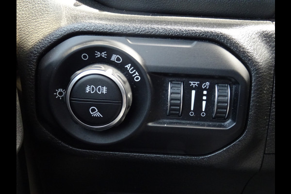 Jeep GLADIATOR 3.0 V6 OVERLAND * GRIJS KENTEKEN en/of 5 ZITPLAATSEN !!