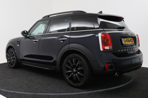 MINI Countryman 1.5 Cooper Chili (PANORAMADAK, STOELVERWARMING, HEAD-UP, CLIMA, H/K, VOORRUIT VERWARMING, LED)