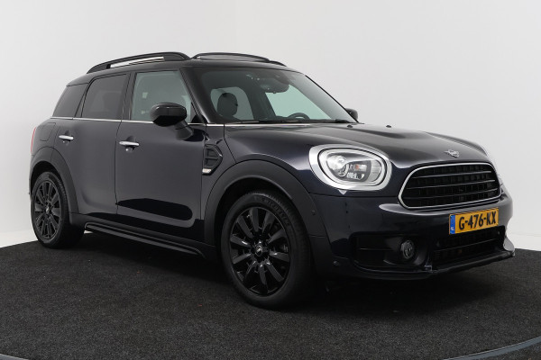 MINI Countryman 1.5 Cooper Chili (PANORAMADAK, STOELVERWARMING, HEAD-UP, CLIMA, H/K, VOORRUIT VERWARMING, LED)
