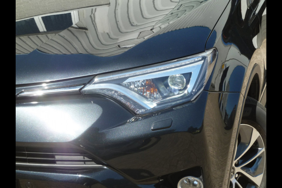 Toyota RAV4 2.5 Hybrid|Camera|Elektr.Achterklep|Trekhaak|Lane-Assist|Dealer-onderhouden|49.500km