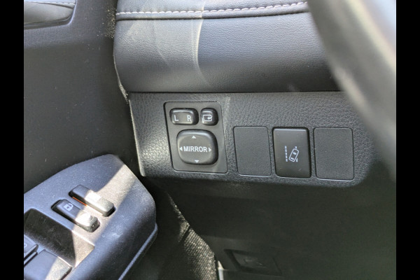 Toyota RAV4 2.5 Hybrid|Camera|Elektr.Achterklep|Trekhaak|Lane-Assist|Dealer-onderhouden|49.500km