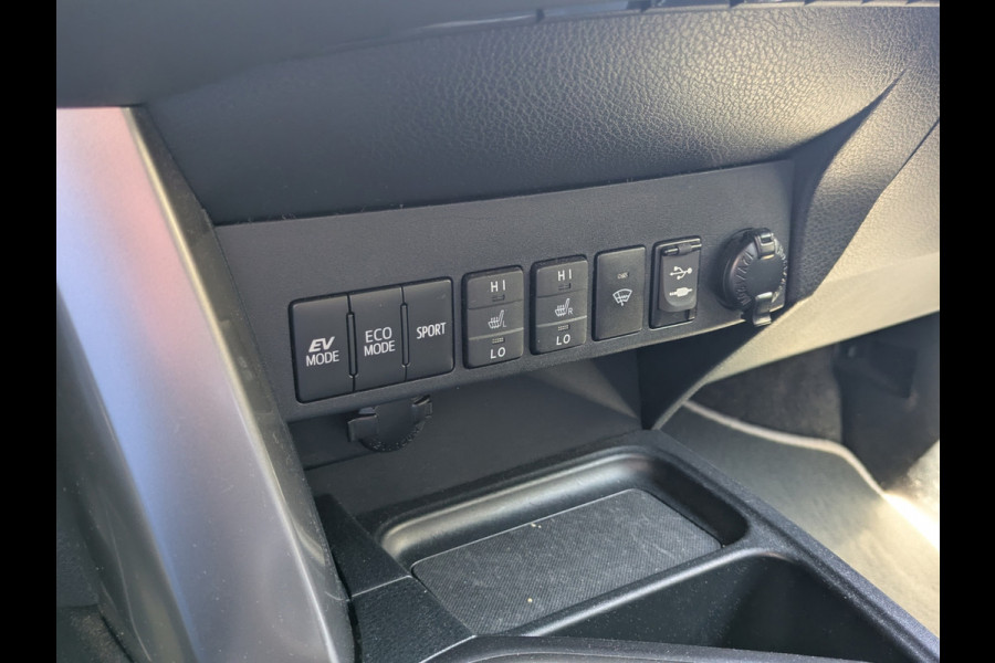 Toyota RAV4 2.5 Hybrid|Camera|Elektr.Achterklep|Trekhaak|Lane-Assist|Dealer-onderhouden|49.500km