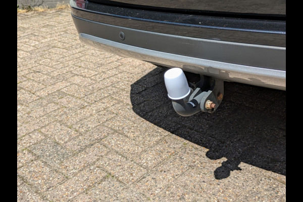 Toyota RAV4 2.5 Hybrid|Camera|Elektr.Achterklep|Trekhaak|Lane-Assist|Dealer-onderhouden|49.500km