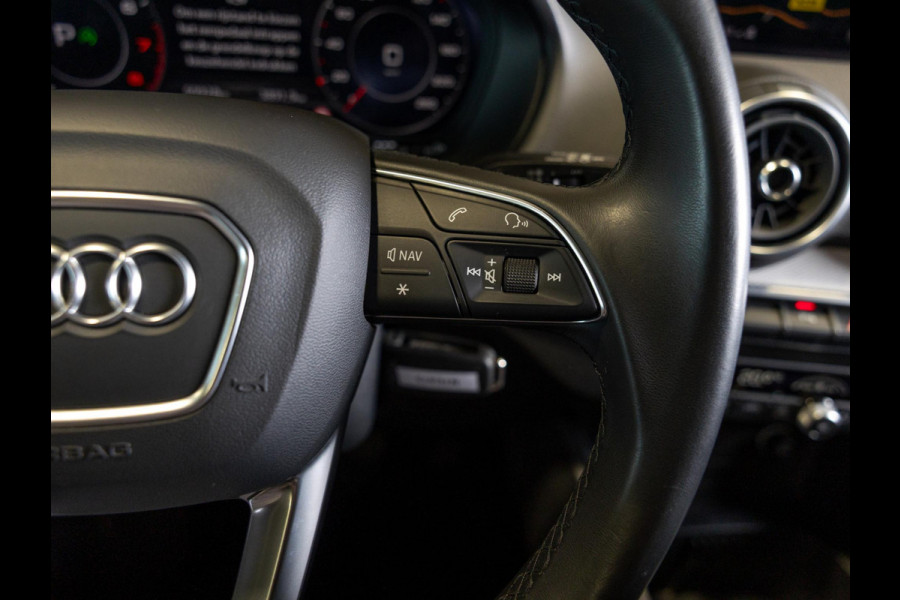 Audi Q2 35 TFSI Advanced edition / 150pk / Stoelverwarming / Adaptieve cruise control / Elektrische achterklep /