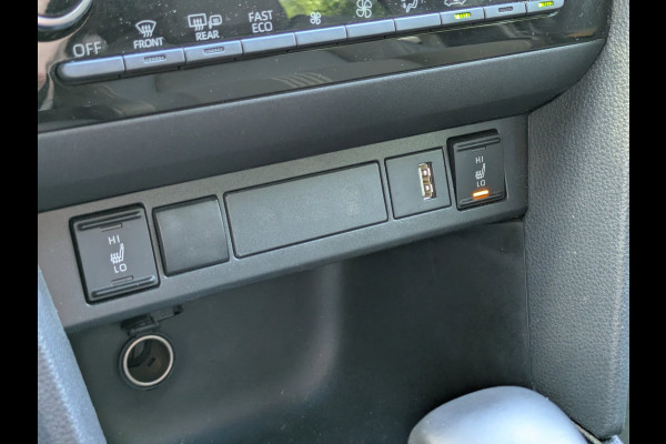 Toyota Yaris Cross 1.5 Hybrid Adventure|Navi|Head-Up|Stoelverwarming|Keyless-Entry|LED|Adaptive-Cruise