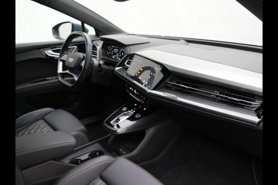 Audi Q4 e-tron 40 S Line 77 kWh 204pk | Adaptive Cruise | Valcona Lederen Sportstoelen Verwarmd | 20"L.M | Apple Carplay | Keyless | Blis | Camera | Virtual | Navigatie | DAB |
