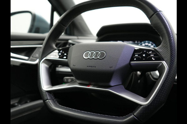 Audi Q4 e-tron Sportback 40 S Line 77 kWh 204pk | Adaptive Cruise | Valcona Lederen Sportstoelen Verwarmd | 20"L.M | Apple Carplay | Keyless | Blis | Camera | Virtual | Navigatie | DAB |