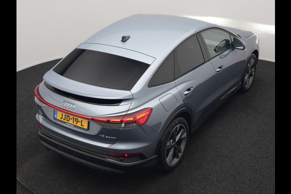 Audi Q4 e-tron Sportback 40 S Line 77 kWh 204pk | Adaptive Cruise | Valcona Lederen Sportstoelen Verwarmd | 20"L.M | Apple Carplay | Keyless | Blis | Camera | Virtual | Navigatie | DAB |