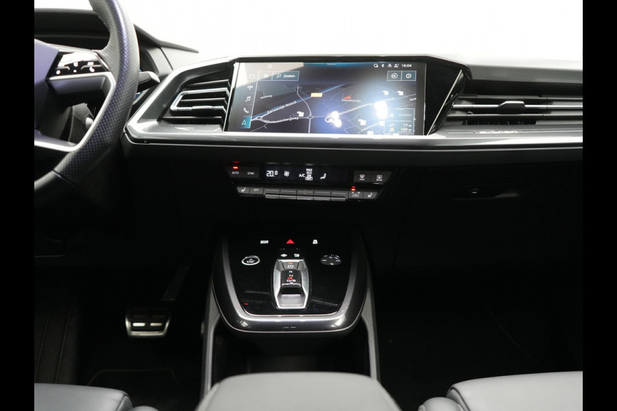 Audi Q4 e-tron Sportback 40 S Line 77 kWh 204pk | Adaptive Cruise | Valcona Lederen Sportstoelen Verwarmd | 20"L.M | Apple Carplay | Keyless | Blis | Camera | Virtual | Navigatie | DAB |