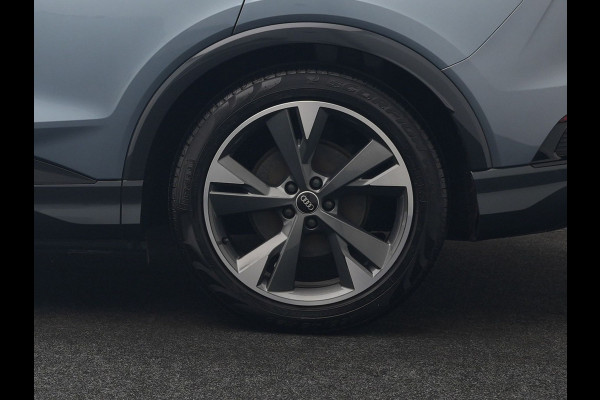Audi Q4 e-tron Sportback 40 S Line 77 kWh 204pk | Adaptive Cruise | Valcona Lederen Sportstoelen Verwarmd | 20"L.M | Apple Carplay | Keyless | Blis | Camera | Virtual | Navigatie | DAB |