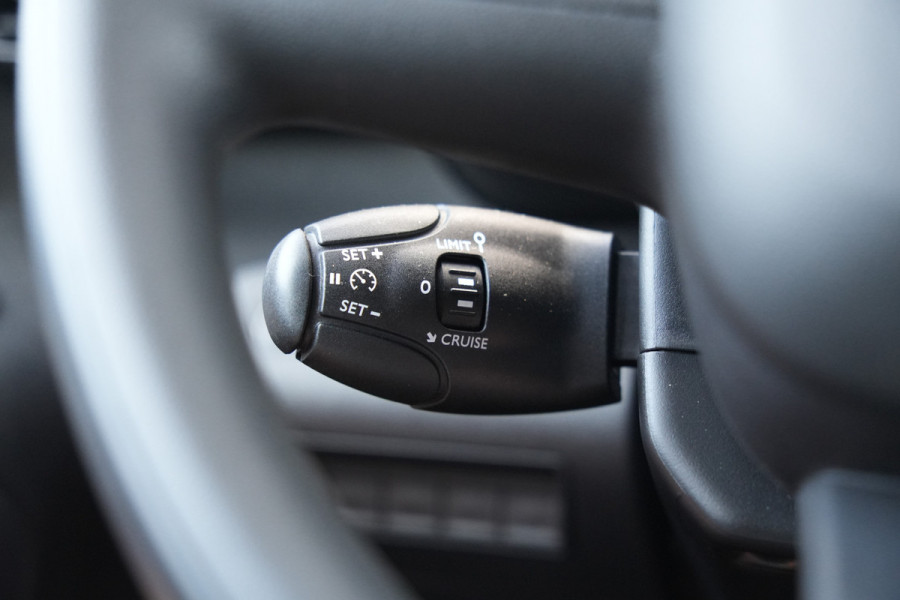 Citroën Berlingo 1.5 BlueHDI Club 100pk - Cruise - Airco - Bluetooth - Houte vloer - Rijklaar