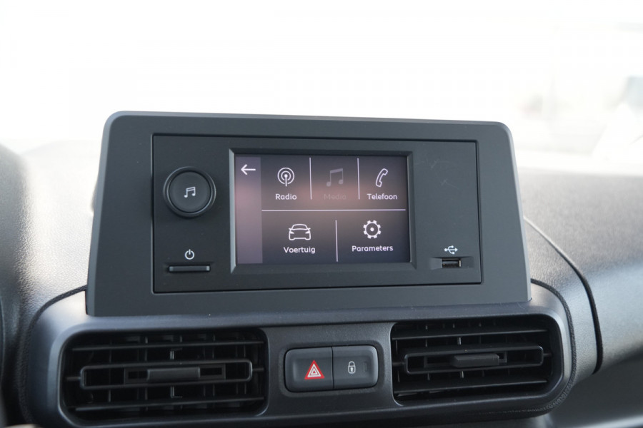 Citroën Berlingo 1.5 BlueHDI Club 100pk - Cruise - Airco - Bluetooth - Houte vloer - Rijklaar