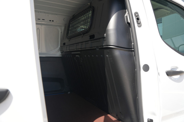 Citroën Berlingo 1.5 BlueHDI Club 100pk - Cruise - Airco - Bluetooth - Houte vloer - Rijklaar