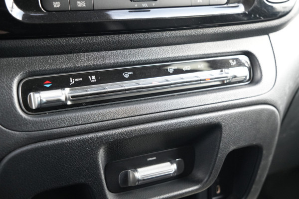 Mercedes-Benz Vito 119 CDI L3 Pro DC 190pk - 2x Schuif - Trekhaak - Stoelverwarming - Multibeam LED - Camera - Rijklaar