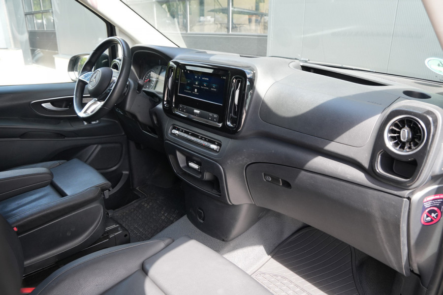 Mercedes-Benz Vito 119 CDI L3 Pro DC 190pk - 2x Schuif - Trekhaak - Stoelverwarming - Multibeam LED - Camera - Rijklaar