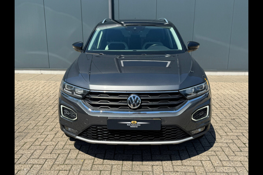 Volkswagen T-Roc 1.5 TSI Automaat Sport * Virtual Cockpit * Carplay * Full Led * Adaptieve Cruise *