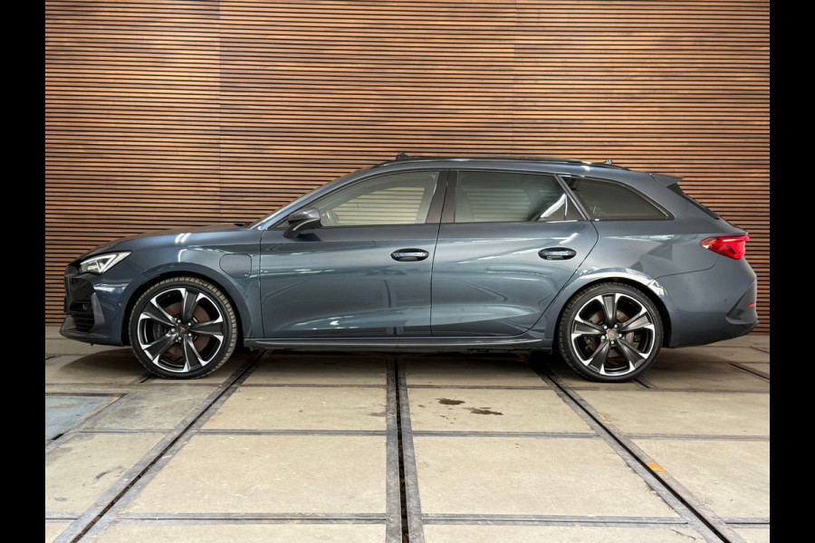 CUPRA Leon Sportstourer 1.4 e-Hybrid DSG VZ Black Edition | Panorama | Matrix LED | Leder | ACC | CarPlay