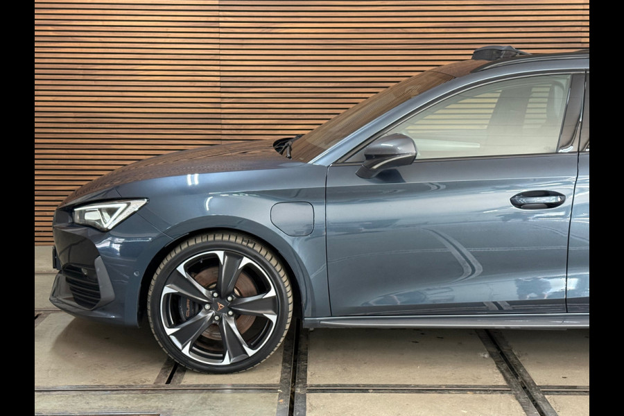 CUPRA Leon Sportstourer 1.4 e-Hybrid DSG VZ Black Edition | Panorama | Matrix LED | Leder | ACC | CarPlay