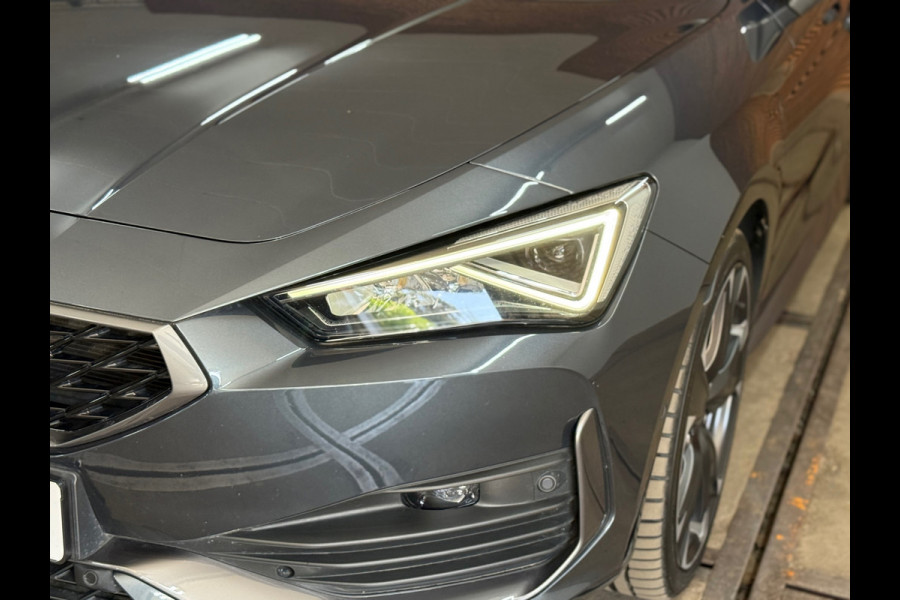 CUPRA Leon Sportstourer 1.4 e-Hybrid DSG VZ Black Edition | Panorama | Matrix LED | Leder | ACC | CarPlay