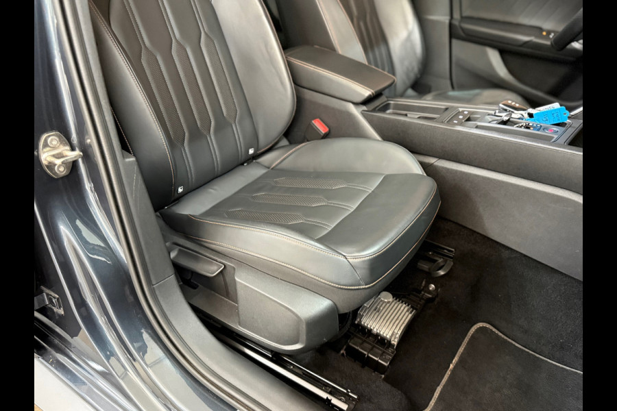 CUPRA Leon Sportstourer 1.4 e-Hybrid DSG VZ Black Edition | Panorama | Matrix LED | Leder | ACC | CarPlay