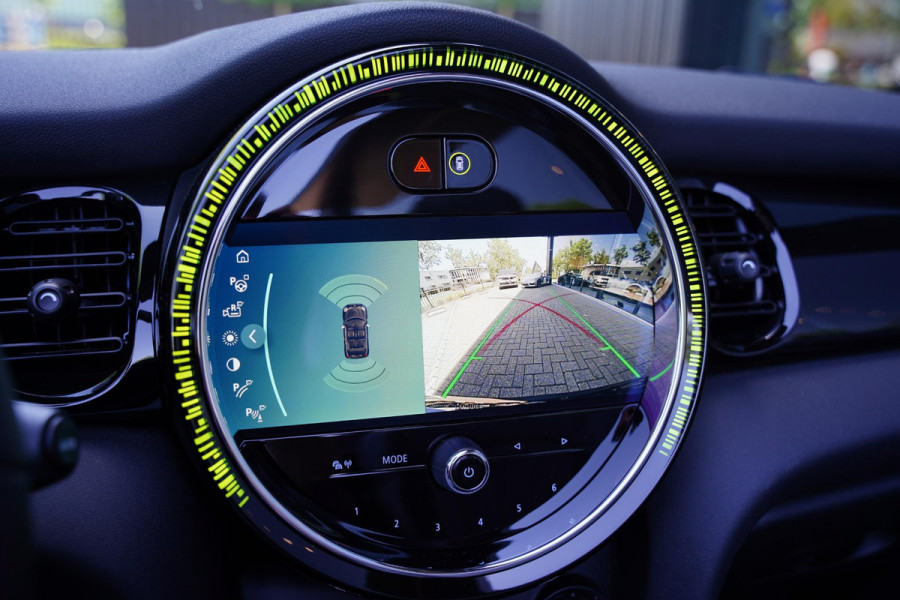 MINI Cabrio 1.5 Cooper / Harman Kardon / NL-Auto / 17 Inch