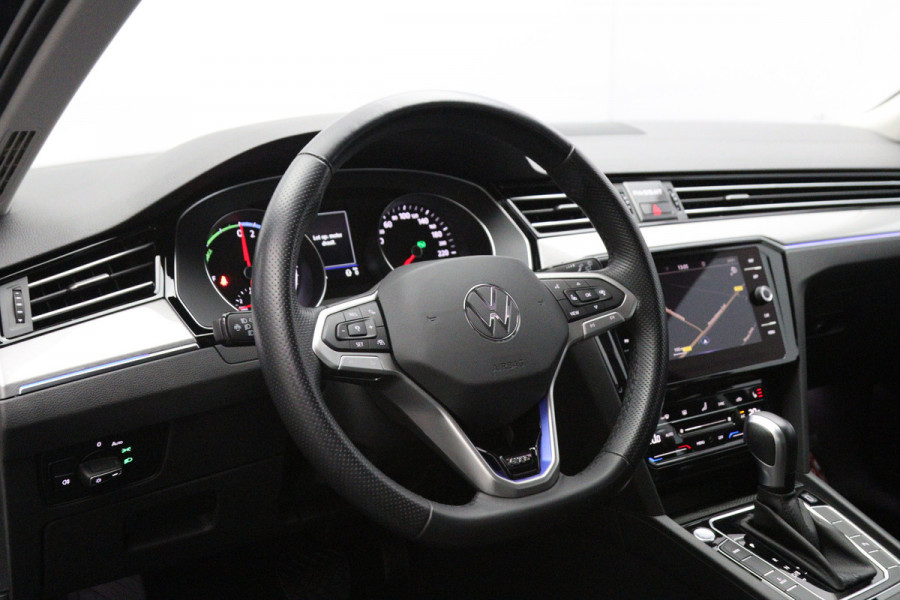 Volkswagen Passat Variant 1.4 TSI 214 PK PHEV GTE BNS, Adap. Cruise Control, Matrix-LED, Leder, Stoelverwarming