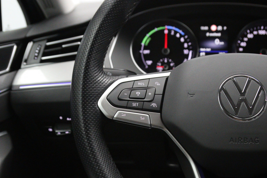 Volkswagen Passat Variant 1.4 TSI 214 PK PHEV GTE BNS, Adap. Cruise Control, Matrix-LED, Leder, Stoelverwarming