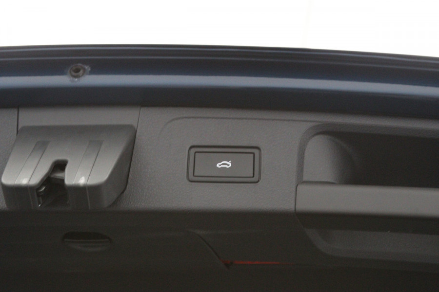 Volkswagen Passat Variant 1.4 TSI 214 PK PHEV GTE BNS, Adap. Cruise Control, Matrix-LED, Leder, Stoelverwarming