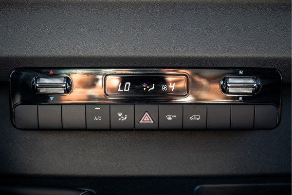 Mercedes-Benz Sprinter 316 CDI | 163 PK | Bakwagen met laadklep | NL auto | Camera | Cruise | Mbux | Climatronic