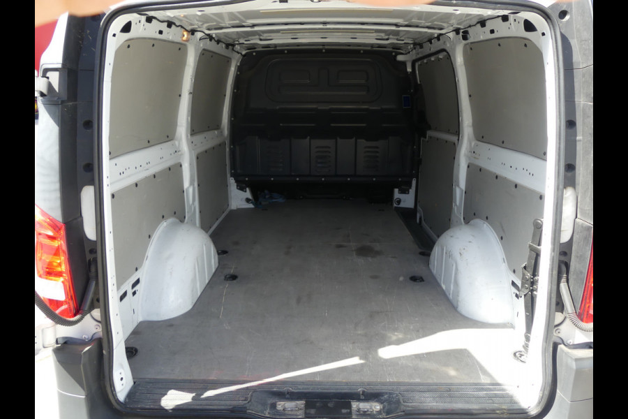 Mercedes-Benz Vito 110 CDI Lang Motor defect Camera/Airco