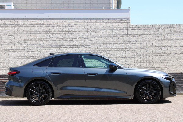 Audi A5 Limousine 2.0 e-hybrid quattro S edition | Trekhaak | Origineel NL |  Stoelverwarming | Elek. achterklep