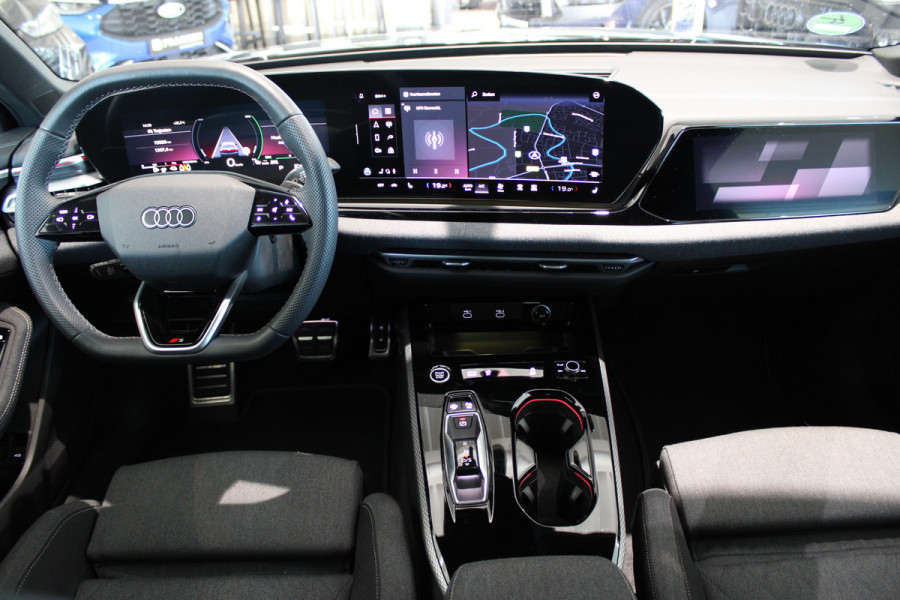 Audi A5 Limousine 2.0 e-hybrid quattro S edition | Trekhaak | Origineel NL |  Stoelverwarming | Elek. achterklep