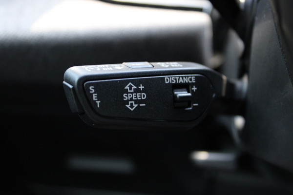 Audi A5 Limousine 2.0 e-hybrid quattro S edition | Trekhaak | Origineel NL |  Stoelverwarming | Elek. achterklep