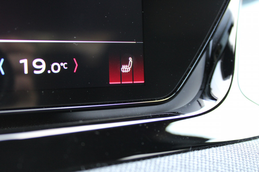Audi A5 Limousine 2.0 e-hybrid quattro S edition | Trekhaak | Origineel NL |  Stoelverwarming | Elek. achterklep