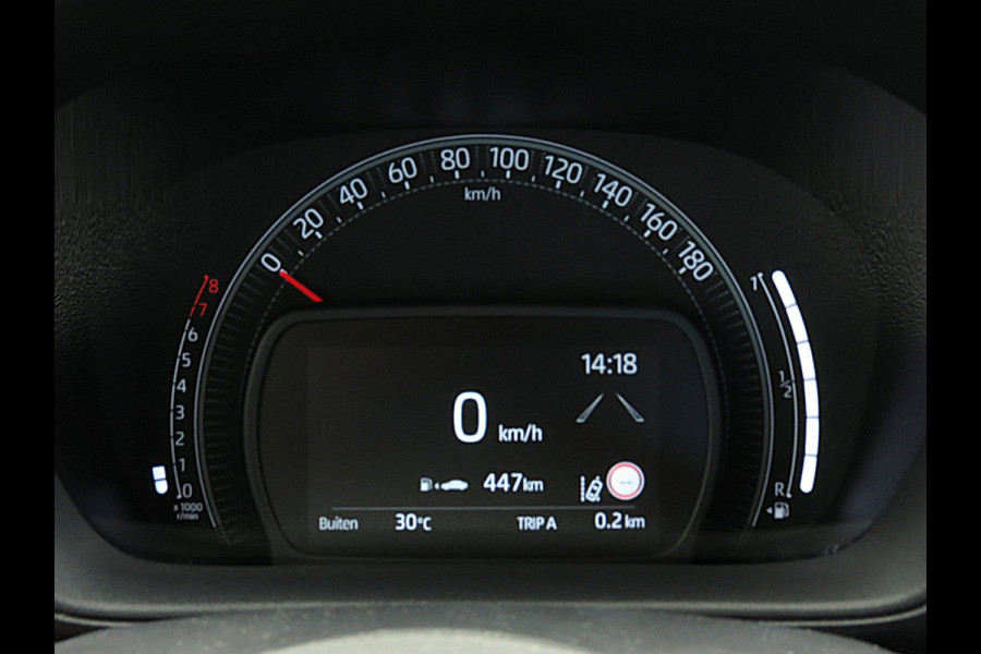 Toyota Aygo X 1.0 VVT-i MT Play 1e EIGENAAR | ORIGINEEL NEDERLANDS | ACHTERUITRIJCAMERA | ADAPTIVE CRUISE | DAB+ RADIO |